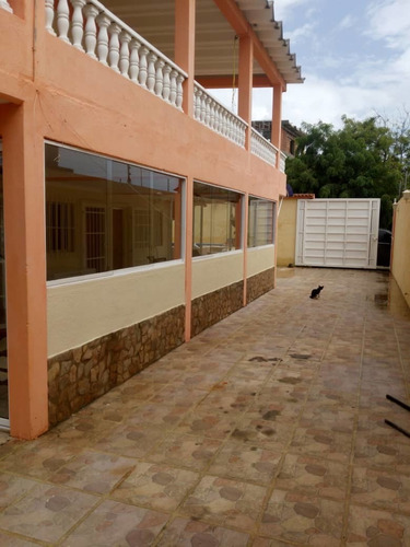 Imagen 12 de 14 de Se Vende Casa En Chichiriviche // Falcon