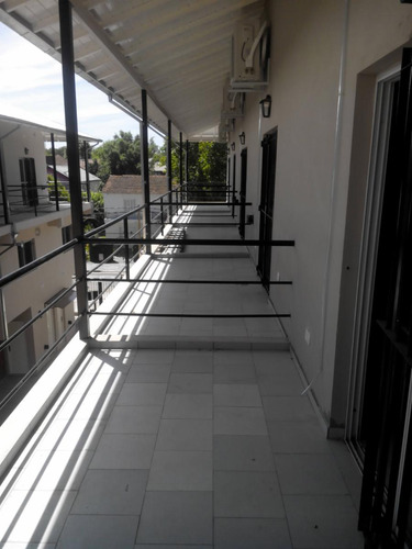 Depto 2 Amb.tipo Loft Con Cochera , Complejo Con Pisicina 2 Piso Por Escalera.sin Expensas Ni Abl