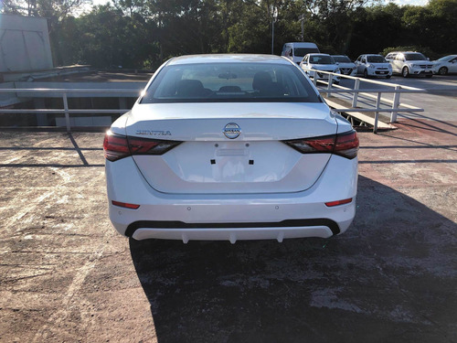 Imagen 5 de 9 de Nissan Sentra 2021 2.0 Sense Cvt