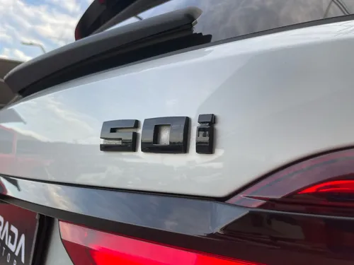 BMW X7 4.4 V8 M50i At