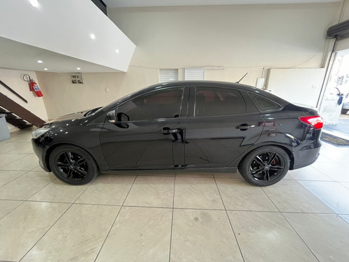 Ford Focus 2.0 SE PLUS 16V FLEX 4P POWERSHIFT
