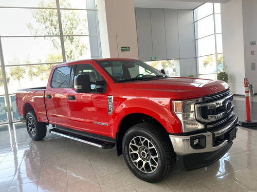 Imagen 2 de 11 de F-250 Super Duty Pick Up Xlt Diesel 6.7l 2022