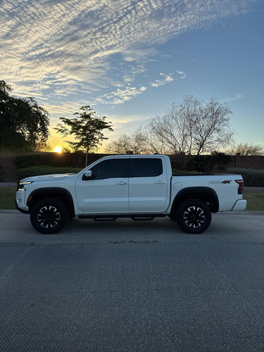 Nissan Frontier 4.0 Pro-4x V6 4x4 At