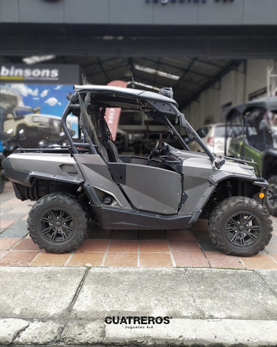 Can Am Commander X
