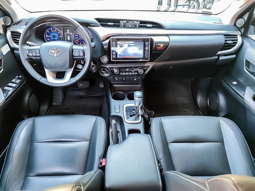 Imagem 5 de 15 de Toyota Hilux 2.8 Srv 4x4 Cd 16v