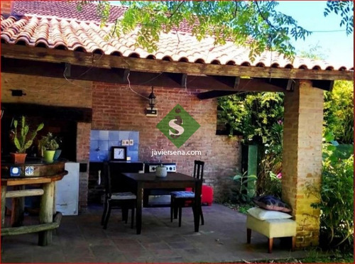 Alquiler De Casa En Jardines De Cordoba, 3 Dormitoriuos, Baño, Linda Propiedad Con Buen Jardin.- Ref: 168106