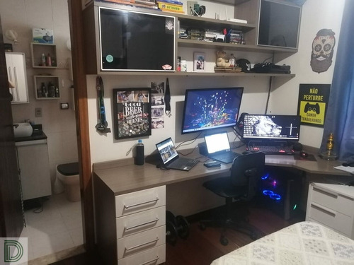 Imagem 13 de 15 de Sobrado Com Quintal Grande. - Di29605