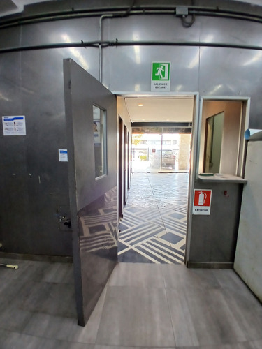 Arriendo Local Comercial 94m2 Placa Borgoño - Concón