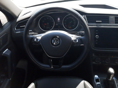 Imagen 4 de 7 de Volkswagen Tiguan Comfortline Tsi 1.4l Dsg L4 150 Hp 2019