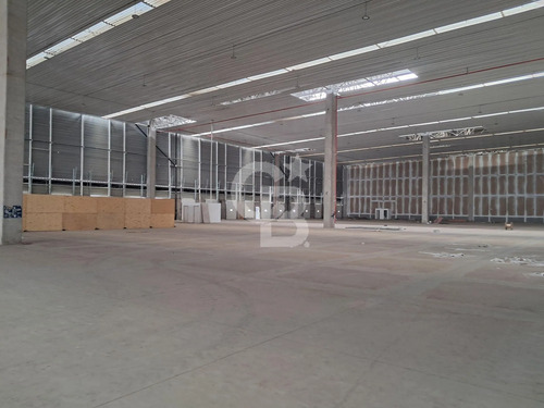 Bodega 3.300 M² Centro Logístico - San Bernardo