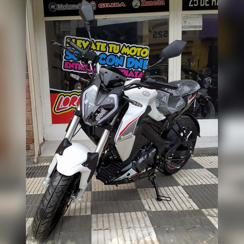 Imagen 2 de 7 de Benelli 180 S