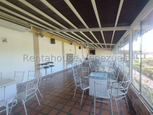 Milagros Inmuebles Edificio Venta Cabudare Lara Los Pinos Economica Residencial Economico Comercial Código Inmobiliaria Rent-a-house 25-6635
