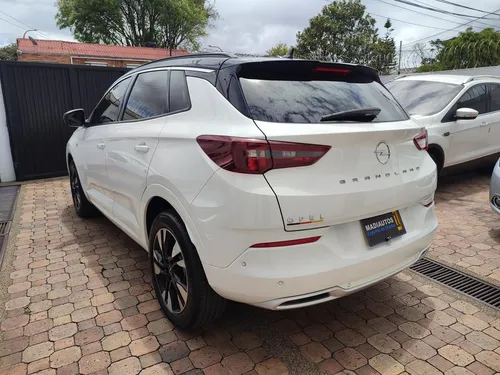 Opel Grandland X Ultimate 1.6 Automatica 4x2 Gasolina