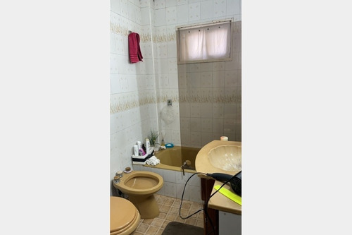 Imagen 2 de 8 de Departamento En Venta En Ramos Mejia