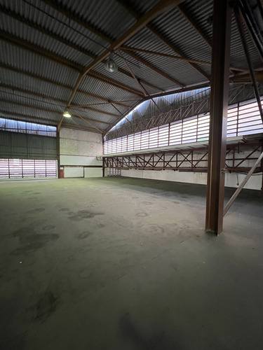 Galpón En Venta En Guaicay (las Minas De Baruta) 3499 Mts2
