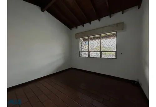 Casa En 2do Piso Con Espacios Amplios(mls#252985)