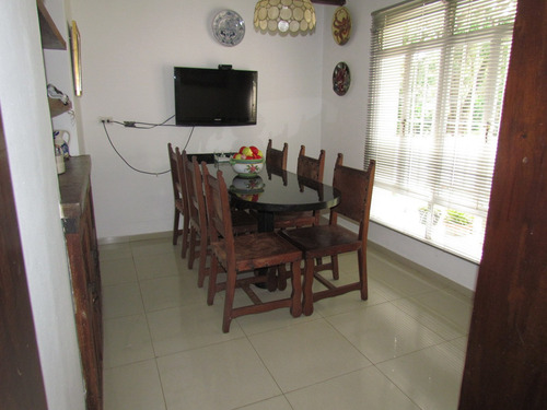 Imagen 14 de 21 de Se Vende Casa 1200m2 5h/6b/15p Los Campitos 9500
