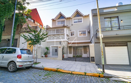 Venta Casa 6 Ambientes Con Jardin, Pileta Y Parrilla En Lomas De Nuñez