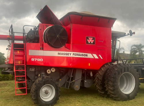 Colheitadeira Massey Ferguson 9790 Ano 2009