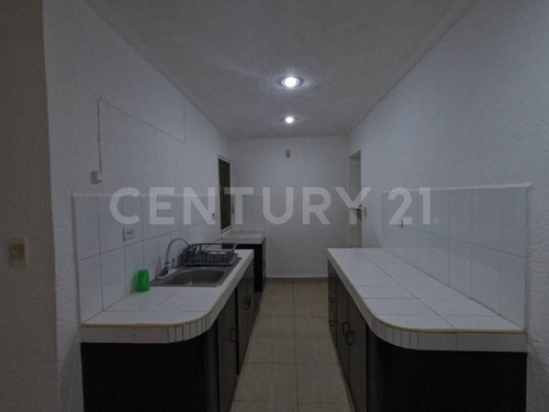 Casas En Renta Ubicada En C De Comercio Norte, Mérida Yucatán