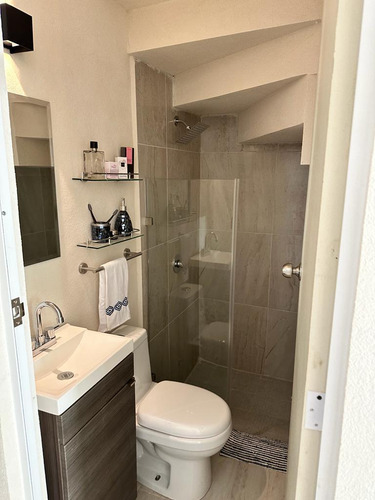 Casa En Venta En Playa Del Carmen De 2 Hab Con Alberca