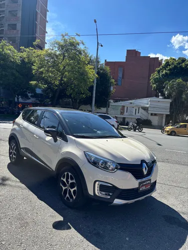 Renault Captur 2.0 Bose Automática