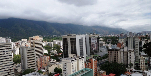 Se Vende Apartamento En Sabana Grande ( Conjunto Residencial Centro Solano)
