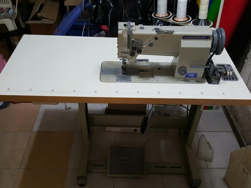 Maquina Industrial De Coser De Doble Aguja Y Triple Arrastre