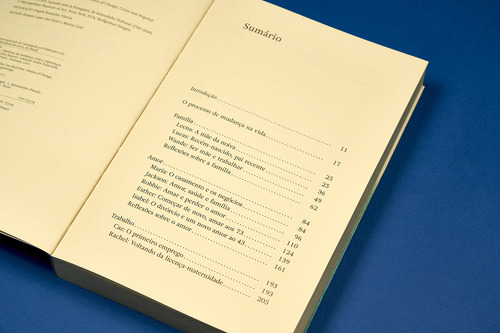Vai passar: Histórias de mudança, crise e esperanças de recomeço, de Samuel, Julia. Editorial Fontanar, capa mole em português, 2022