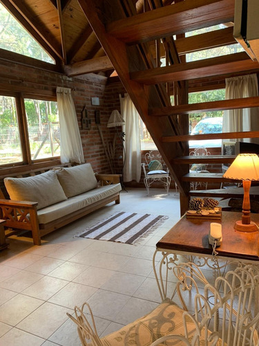 Imagen 10 de 14 de Chalet 4 Ambientes, 250 M. Del Mar.