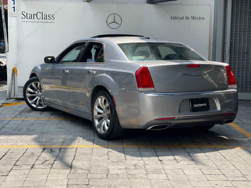 Imagen 3 de 15 de Chrysler 300 2015 4p V8/5.7 Aut