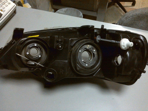 Faro Derecho Chevrolet Astra Alemán 2002-2004