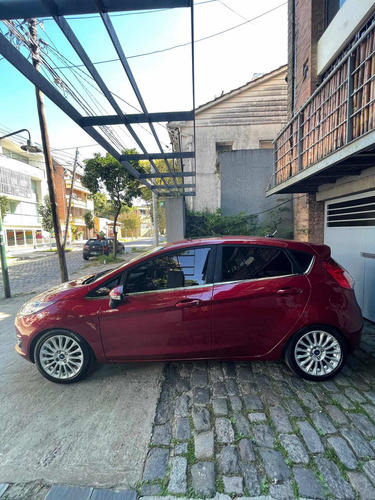 Ford Fiesta Kinetic Design 1.6 Titanium 120cv 2015