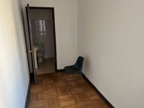 Imagen 3 de 18 de Elegante Oficina Piso Parquet - Acceso 24hrs
