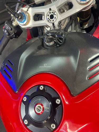Ducati Panigale V4s