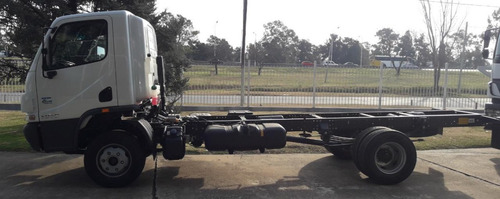Imagen 3 de 11 de Mercedes Benz Accelo 1016/39 Caja Automatizada