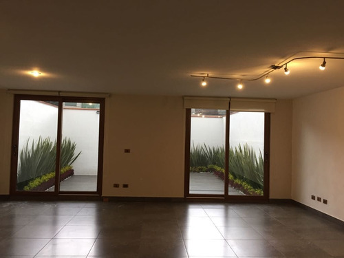 Imagen 4 de 19 de Casa En Condominio Nueva En Renta, Carrizal / Lomas Quebrada
