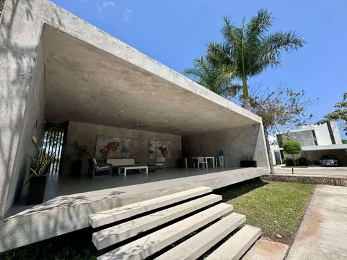 Casa En Venta En Cholul En Mérida,yucatán