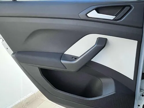 Volkswagen Taigun 1.0 Tsi Comfortline At