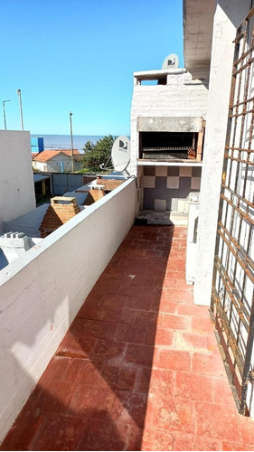 Imagen 11 de 15 de Departamento 2 Ambientes Con Cochera Cubierta Frente Al Mar.