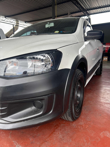 Volkswagen Saveiro 1.6 Cab. Simples Total Flex 2p