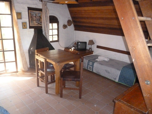 La Paloma - La Balconada. Casa-cabañas.
