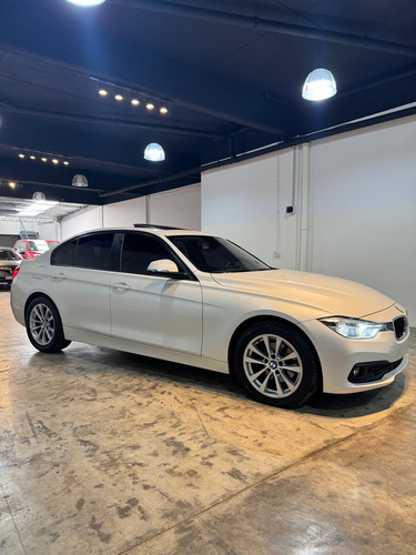 BMW Serie 3 2.0 320i Sedan Executive