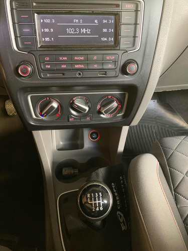 Volkswagen Suran 1.6 Highline Msi 110cv
