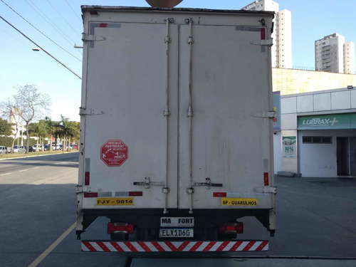 Imagem 8 de 20 de Iveco Daily 35s14