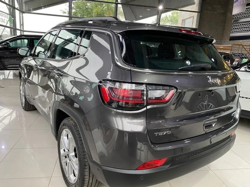 Imagen 13 de 17 de Jeep Compass Longitude Plus