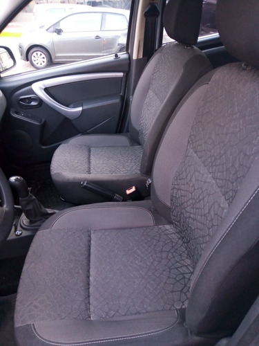 Imagen 10 de 11 de Renault Duster Confort Plus 2013 Usado Contado Permuta