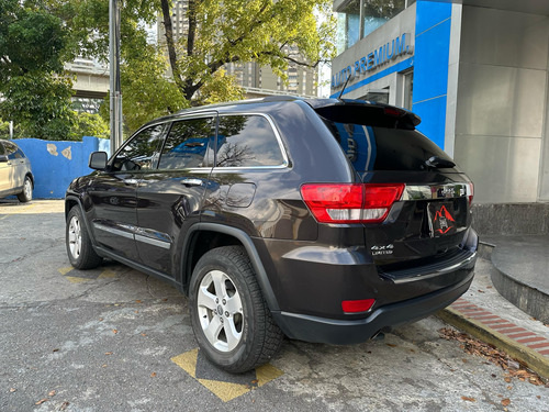 Jeep Grand Cherokee Sport Wagon 2013