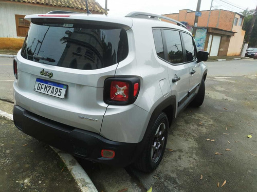 Imagem 4 de 12 de Jeep Renegade 2017 1.8 Sport Flex 5p