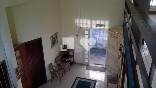 Imagem 14 de 30 de Casa Comercial, Ótima Para Escola Infantil 8 Salas, 6 Banheiros, Vaga Para 4 Carros, No Menino Deus - Reo417497